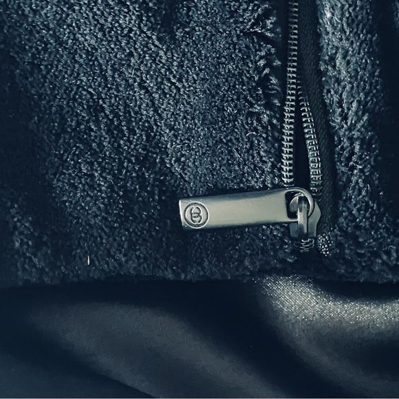 Authentic Chanel Crossbody or Shoulder bag - Picture 8 of 11